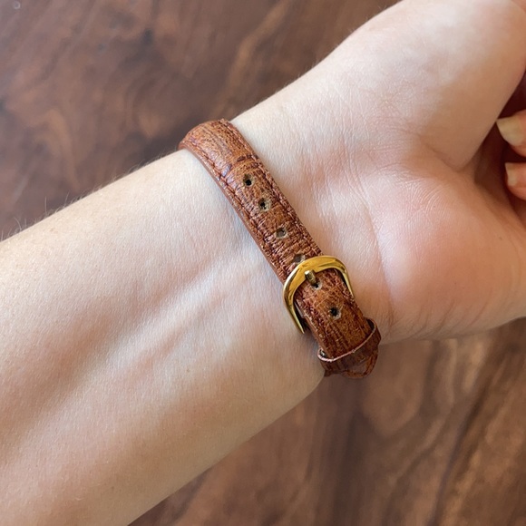 Vintage Disney 1990’s Minnie Mouse Child’s Watch - Picture 2 of 10